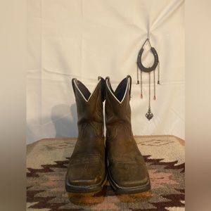 Children's Anthem Brown Bomber Boot by Ariat. Size 2